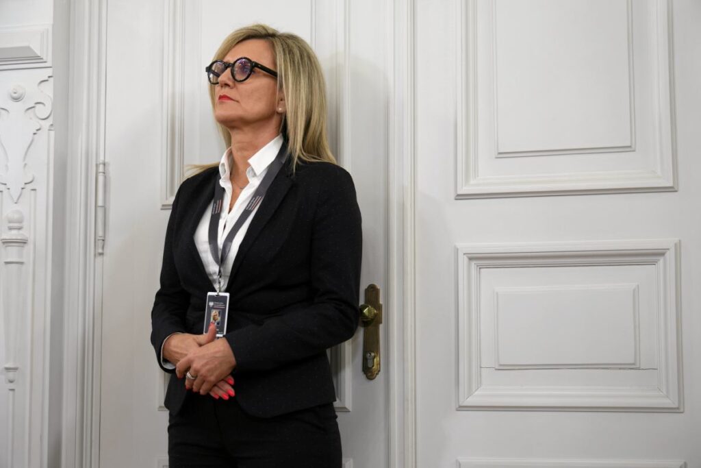 polonyali milletvekili suski nin yargilamasi saglik gerekcesiyle ertelendi 52328