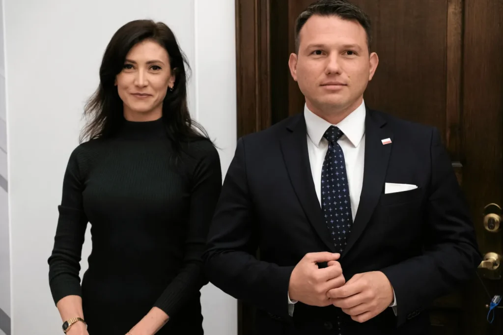 polonyali milletvekili zaj czkowska hernik yeni bir gruba gecti mentzen tepki gosterdi 55277