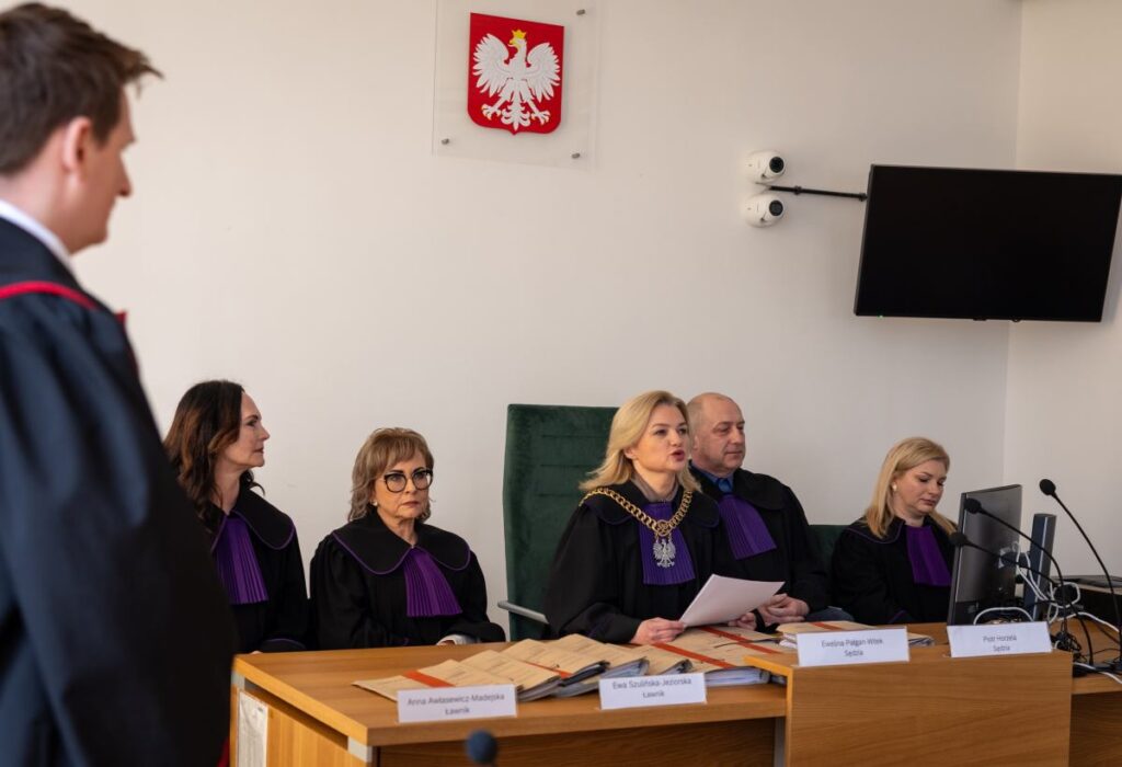 polonyali rahip ryszard g cinsel i stismar sucundan mahkum edildi 54674