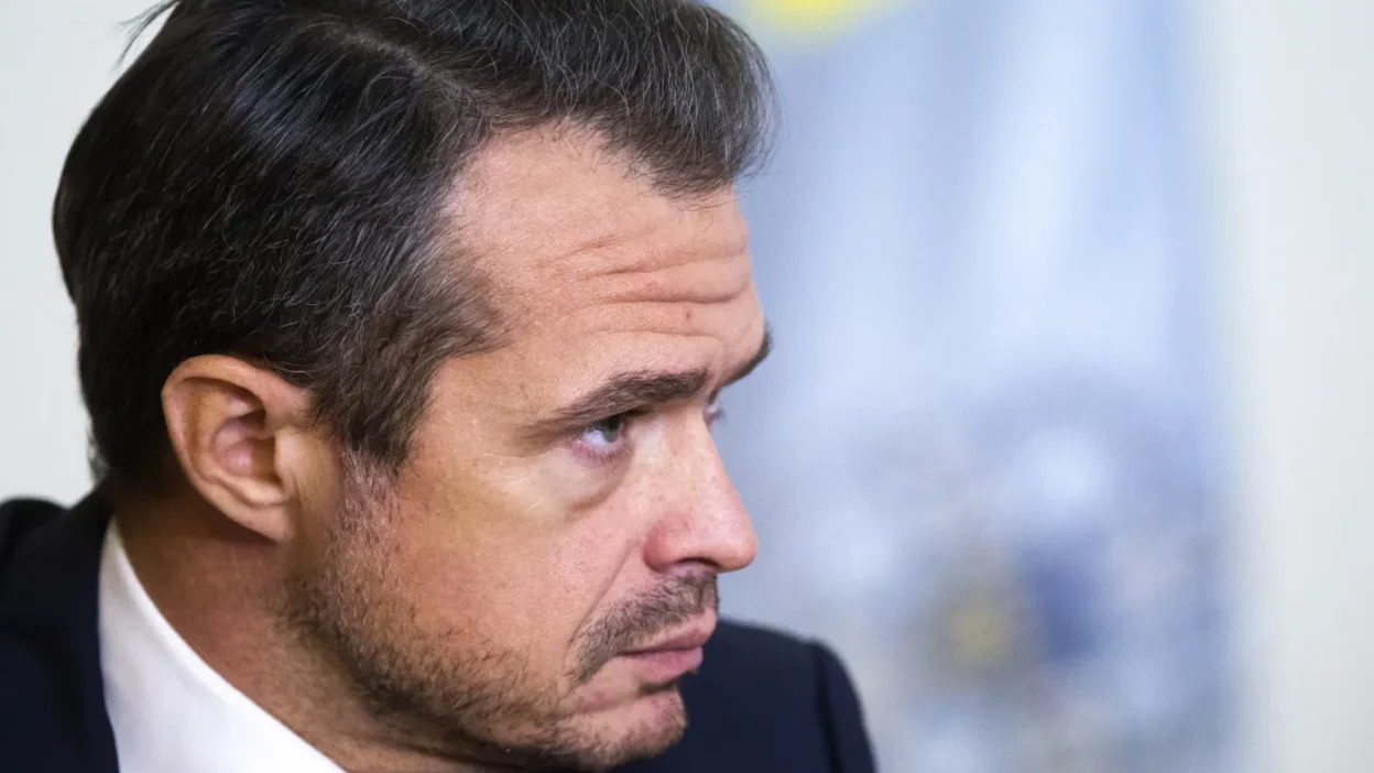 Polonyali savci nowak davasi ndaki yargisal surecte disiplin cezasiyla karsi karsiya 52392