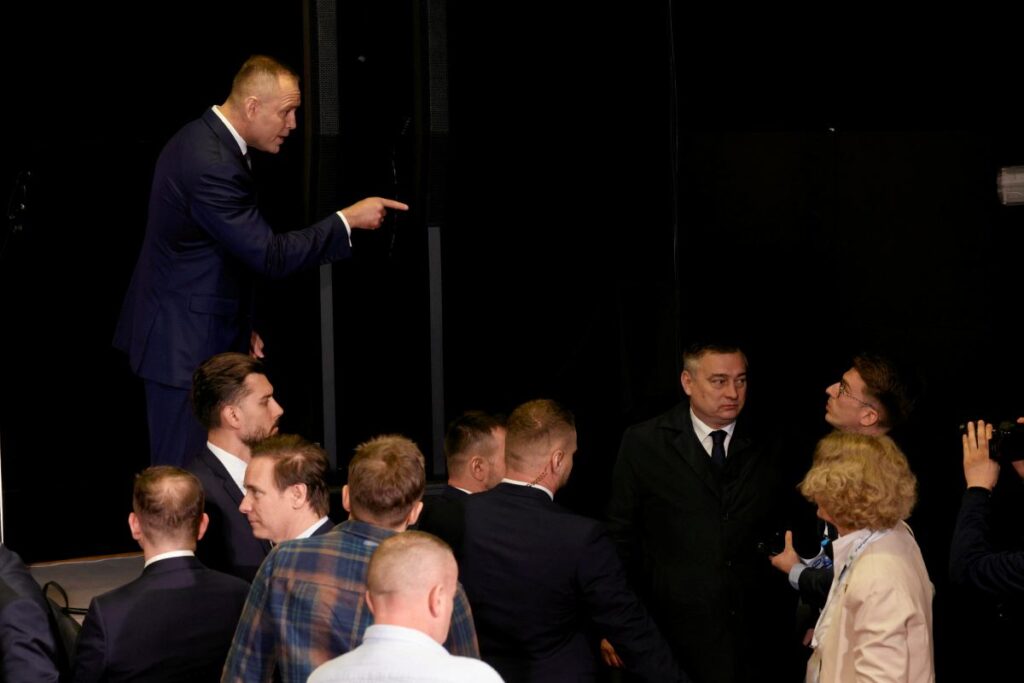 polonyali yetkili nawrocki putin i savas suclusu olarak niteledi ve macaristan ile i liskileri degerlendirdi 54456