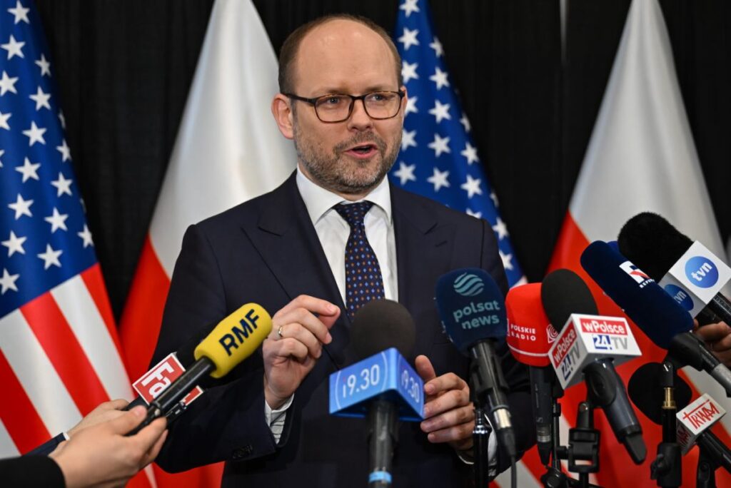 polonyali yetkililerden lavrov gorusmesi ve nawrocki nin cpac taki aciklamalarina degerlendirme 56567