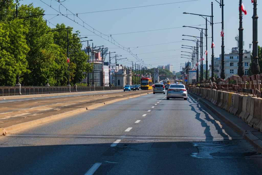 Poniatowski viyadugu onarimina devam yayak yolu kapanacak ve serit daralacak 50511