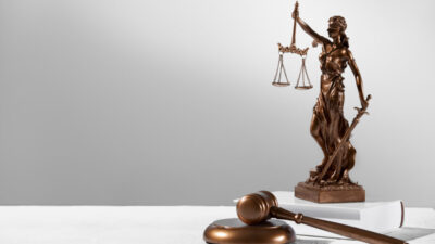 Przasnysz'te alışveriş merkezinde genç grubun provokasyonu: evsiz adam hedef alındı 3 Przasnysz te alisveris merkezinde genc grubun provokasyonu evsiz adam hedef alindi 51078