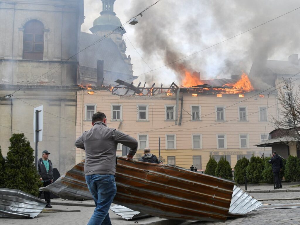 rusya nin lviv saldirisinda unesco dunya mirasi alani hasar gordu 55362