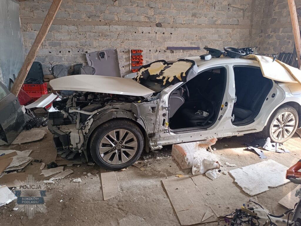 soko w podlaski de hirsizlik cetesine operasyon i ki supheli ve calinti araclar tutuklandi 51069