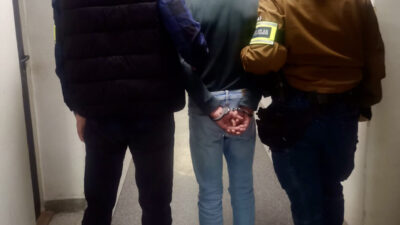 Tadžik vatandaşı, trafik kazası sonrası kaçış ve birden fazla suçla yakalandı 4 Tad ik vatandasi trafik kazasi sonrasi kacis ve birden fazla sucla yakalandi 55109