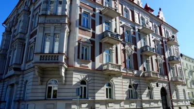 Tarihi eserlere yapilan harcamalarda vergi avantaji esler nasil yararlanabilir 52083