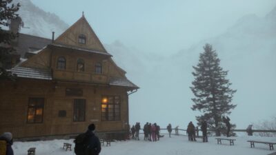 Tatra daglari nda yogun kar yagisi morskie oko na erisim kisitlandi 57164