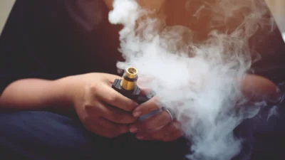 Tek kullanimlik elektronik sigaralara yasak yaklasiyor yasa tasarisi saglik komisyonu na sunuldu 52988