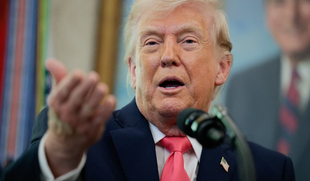 Trump i ran ortadogu da emsali gorulmemis bir durumla karsi karsiya ve gizlice anlasma arayisinda 55438