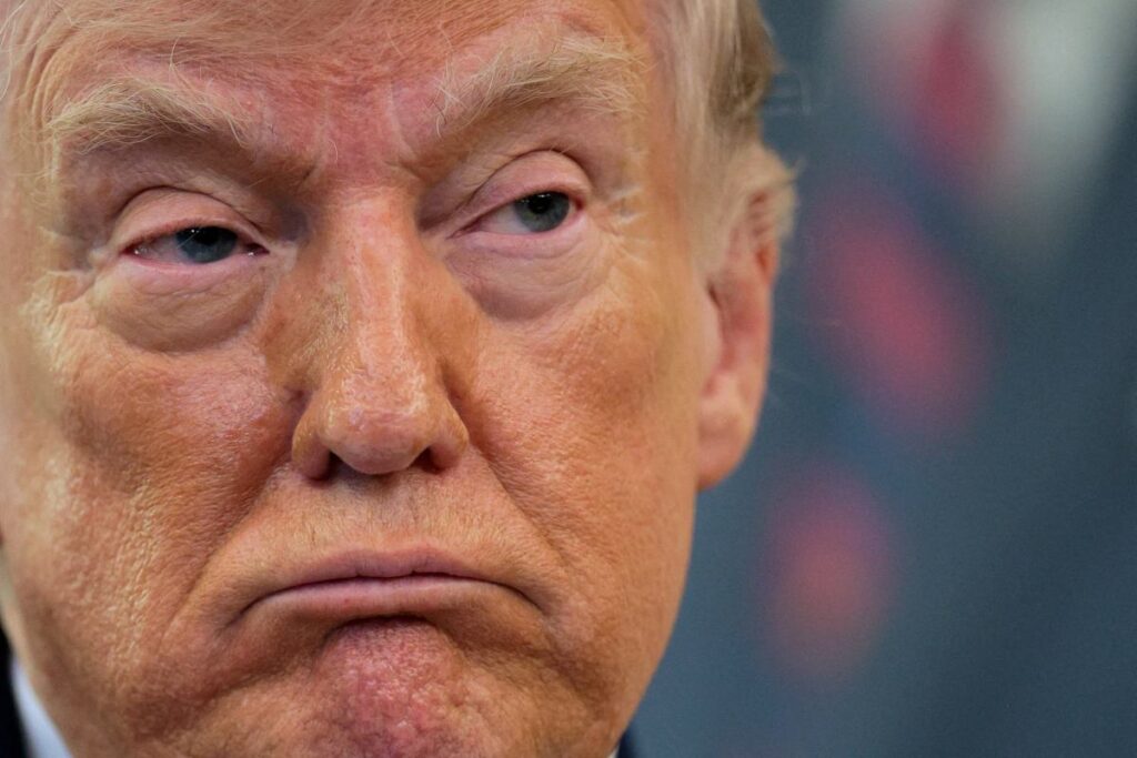 trump in popularitesinde dusus i ran politikasi elestirileri artiyor 55001