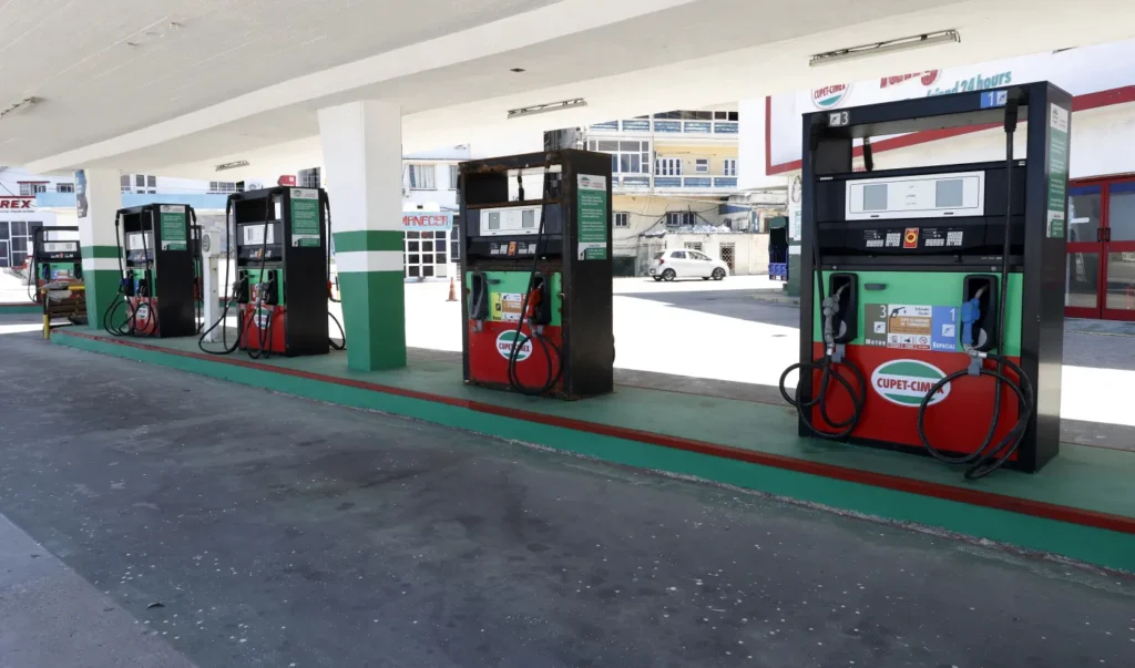 trump rus petrolunun kuba ya ulasmasina i zin verdi hayatta kalmalari gerekiyor 56769