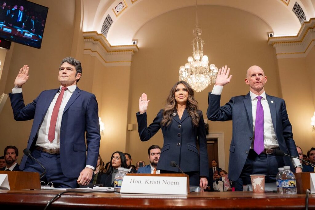 trump yonetiminde i ran a yonelik savas kararina i cerden tepkiler artiyor 52207