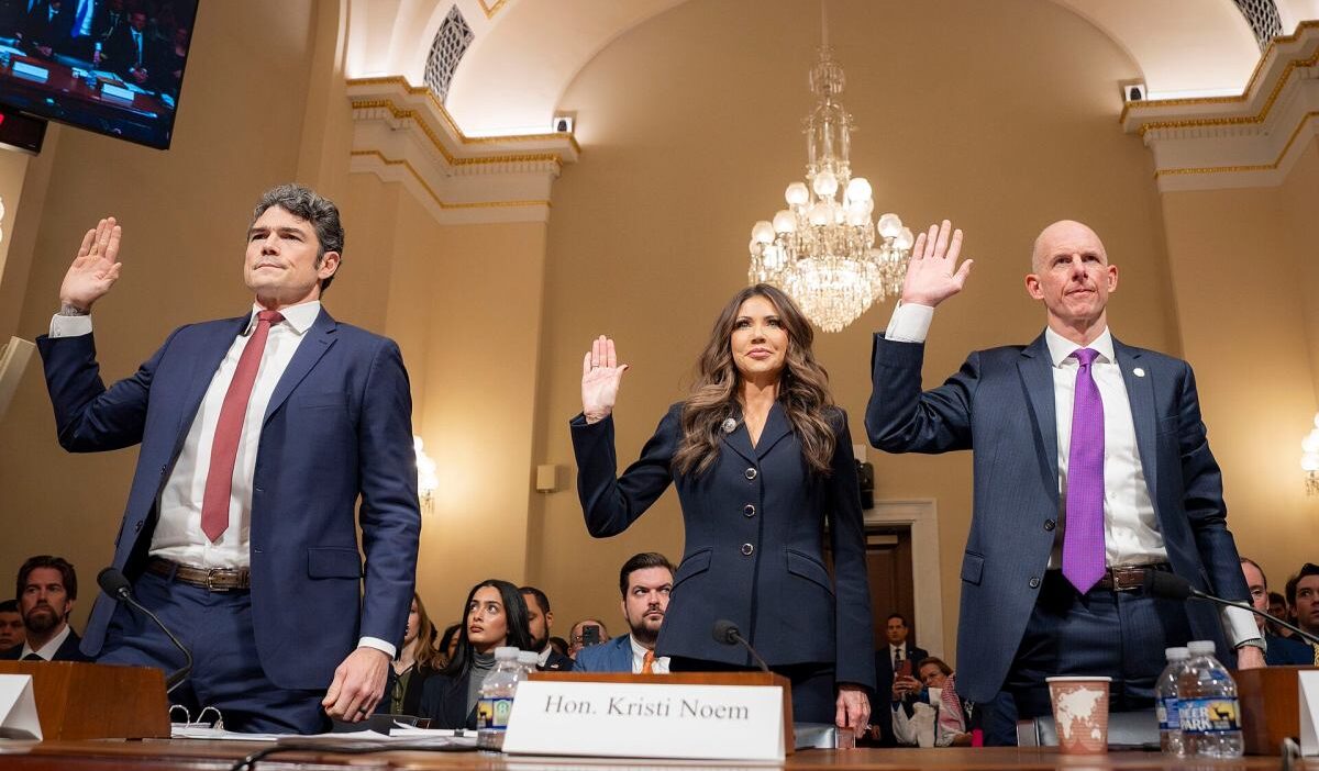 Trump yonetiminde i ran a yonelik savas kararina i cerden tepkiler artiyor 52207