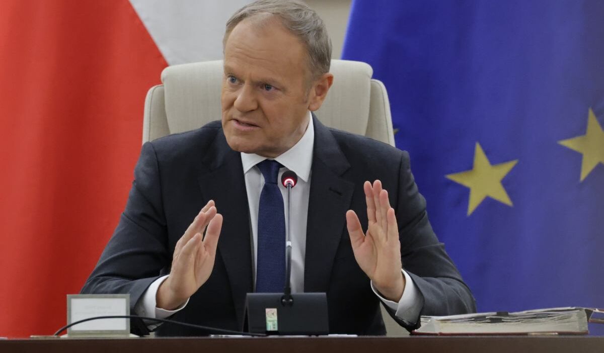 Tusk’tan “polexit” uyarısı: nawrocki’nin vetosu avrupa birliği’ni tehdit ediyor 1 Tusk tan polexit uyarisi nawrocki nin vetosu avrupa birligi ni tehdit ediyor 51565