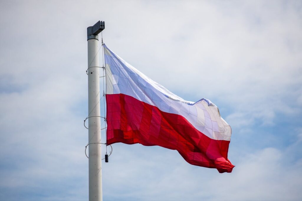 ukrayna da polonya ya ait savas nisani satisa cikarildi 52450