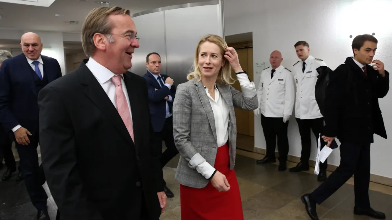 Uydu teknolojisi ve ulusal guvenlik avrupa nin bagimsizlik arayisi 55547