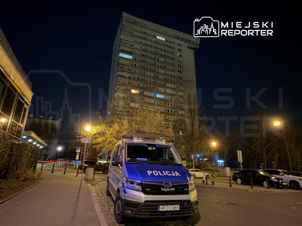 varsova da 16 kattan dusen sahis hayatini kaybetti 54415