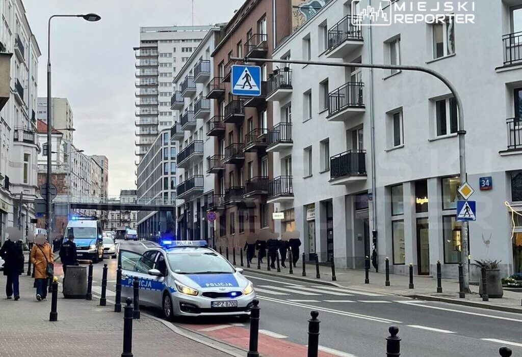 Varsova da bisikletli ve yaya carpismasi her i ki kisi de yaralandi 55800