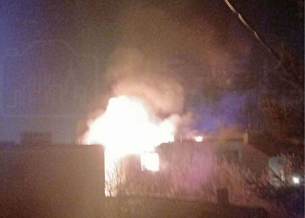 Varşova'da i̇ki katlı bina yangınında maddi hasar 1 Varsova da i ki katli bina yangininda maddi hasar 51562