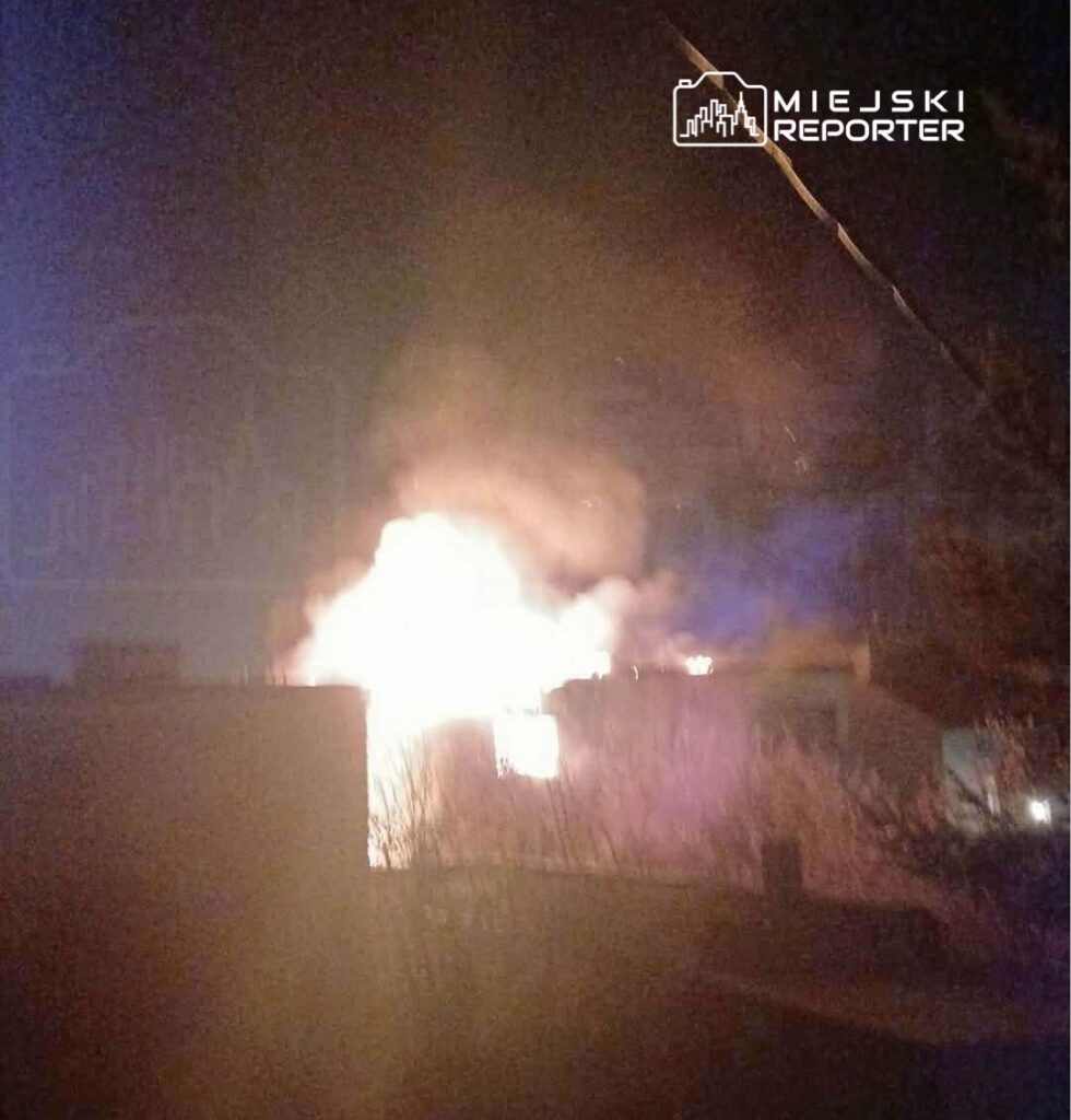 varsova da i ki katli bina yangininda maddi hasar 51562