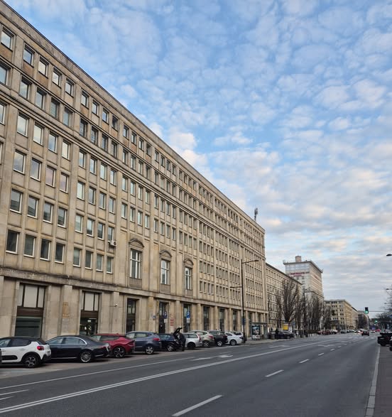 Varsova da krucza caddesi nin tarihi dokusu koruma altina alindi 57407