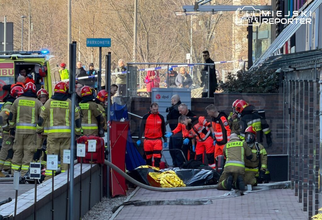 Varsova da strzelnica yangininda dort i sci hayatini kaybetti 54488