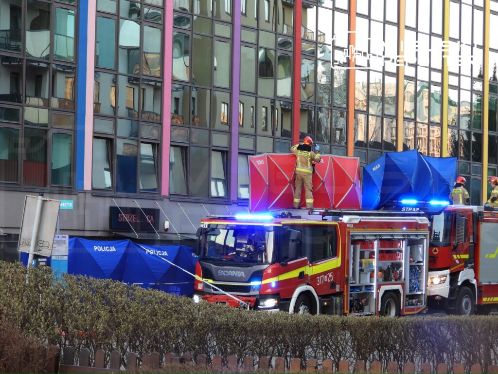 varsova da tadilattaki atis poligonunda yangin 4 olu 2 yarali 53815