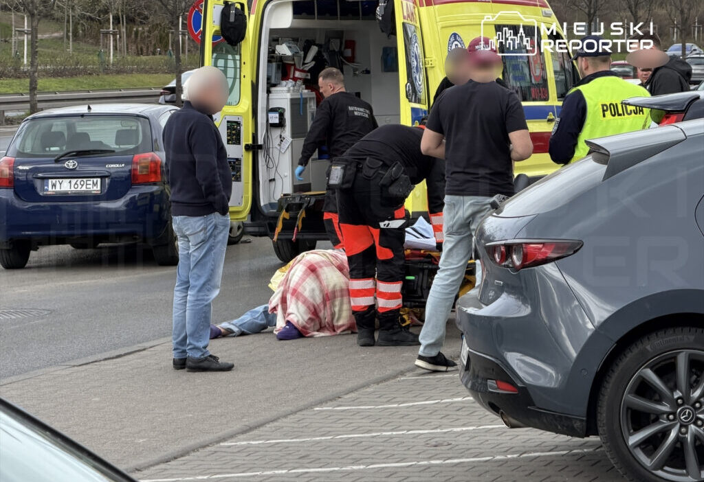 Varsova da taksi soforu yaya ve magaza calisanina carpti ardindan kacti 57432