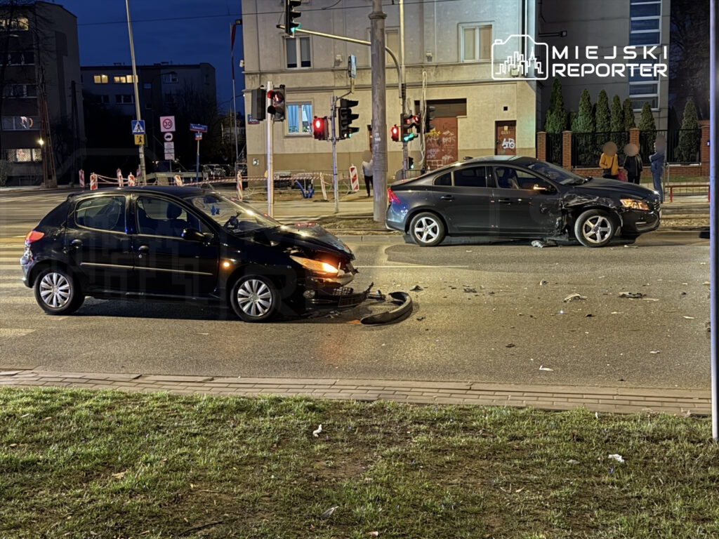 varsova da trafik kazasi surucu kacti plaka sahte cikti 54202