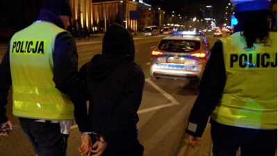 Varsova da yolcu tasimaciligi denetimleri 952 yabanci surucu kontrol edildi 18 gozalti 54119