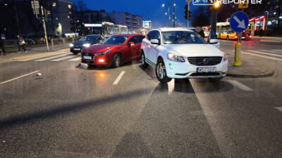 Varşova'da zincirleme kaza: otobüs ve 4 araç karıştı, yaralanan yok 4 Varsova da zincirleme kaza otobus ve 4 arac karisti yaralanan yok 55353