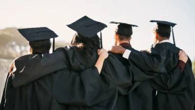 Varsova universitesi disiplinlerinde uluslararasi basari 56730