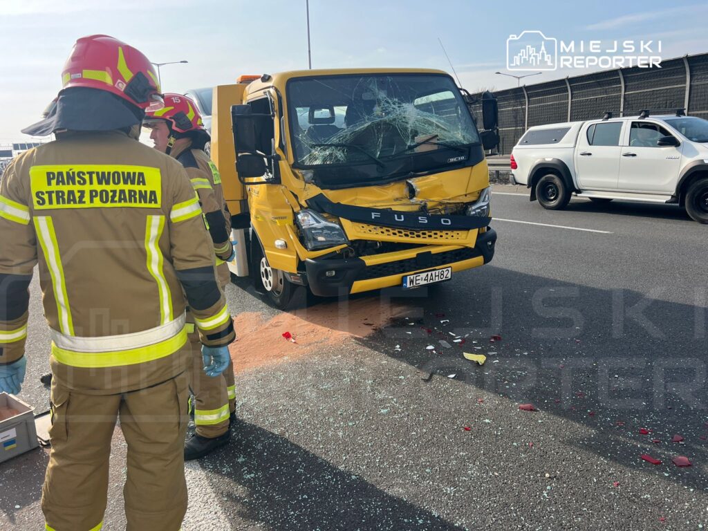 varsova ya giden s8 otoyolunda zincirleme kaza trafik aksadi 54826