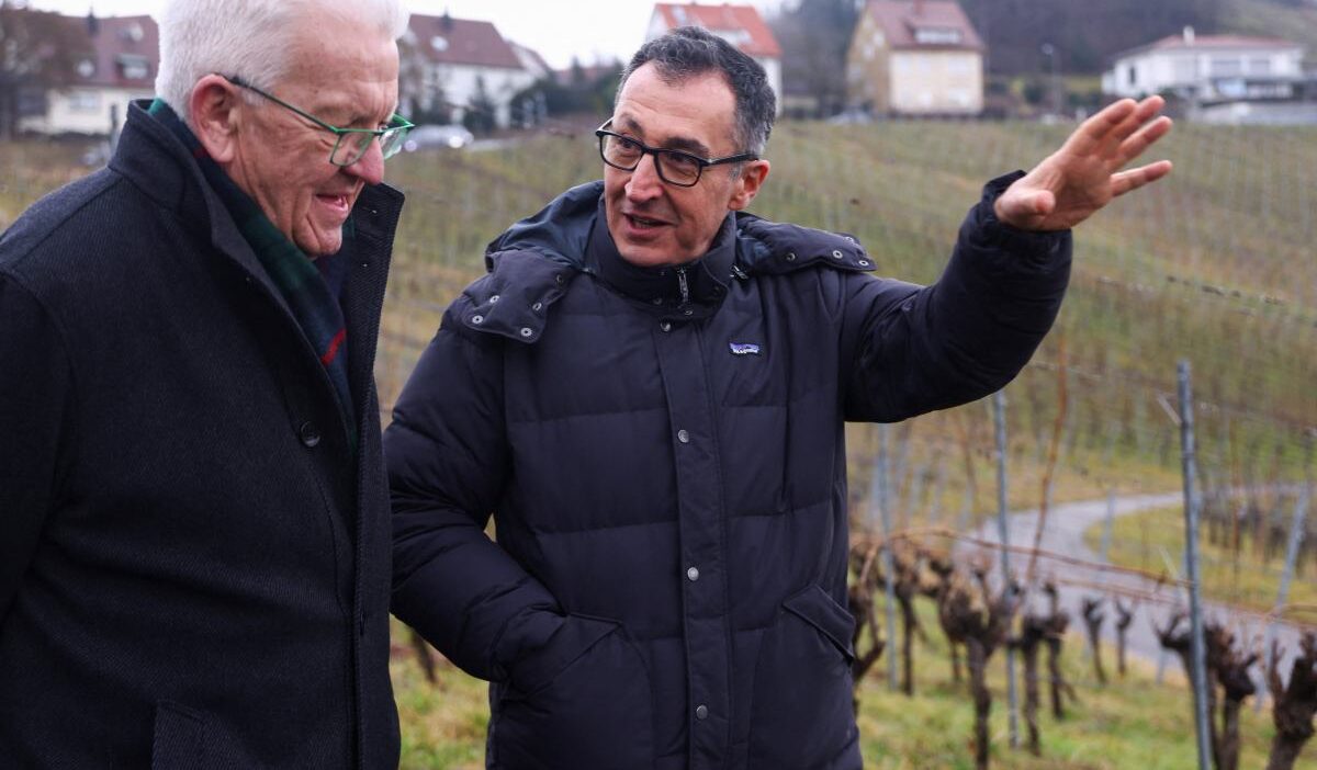 Yesiller baden wurttemberg secimlerini kazandi 51045