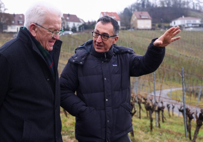 Yesiller baden wurttemberg secimlerini kazandi 51045