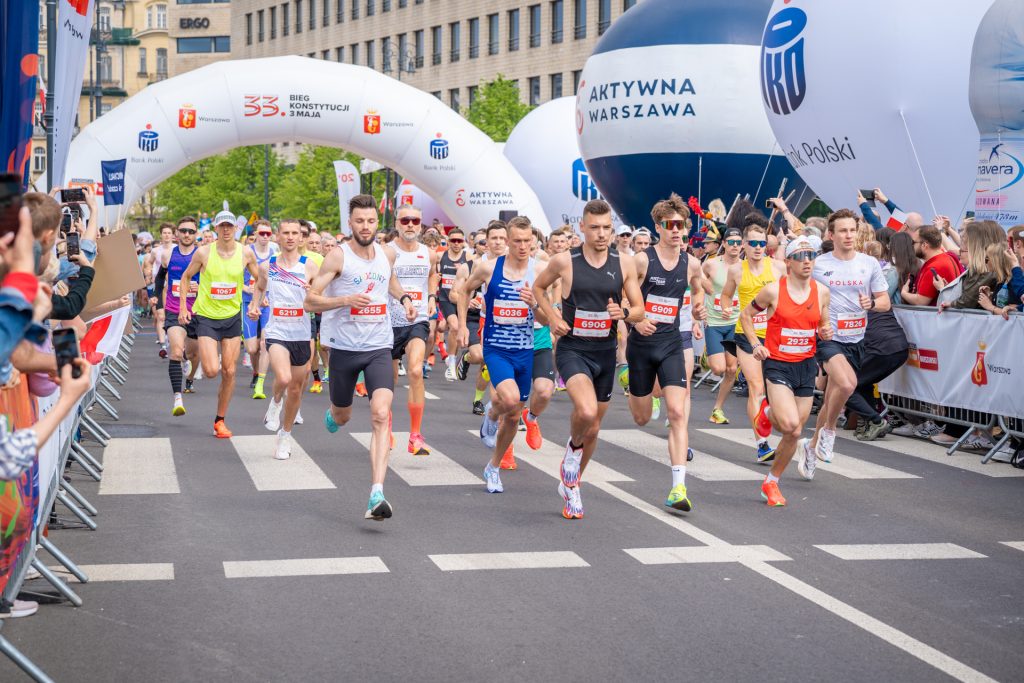 3 mayis anayasa kosusu varsova da trafigi etkileyecek 67097