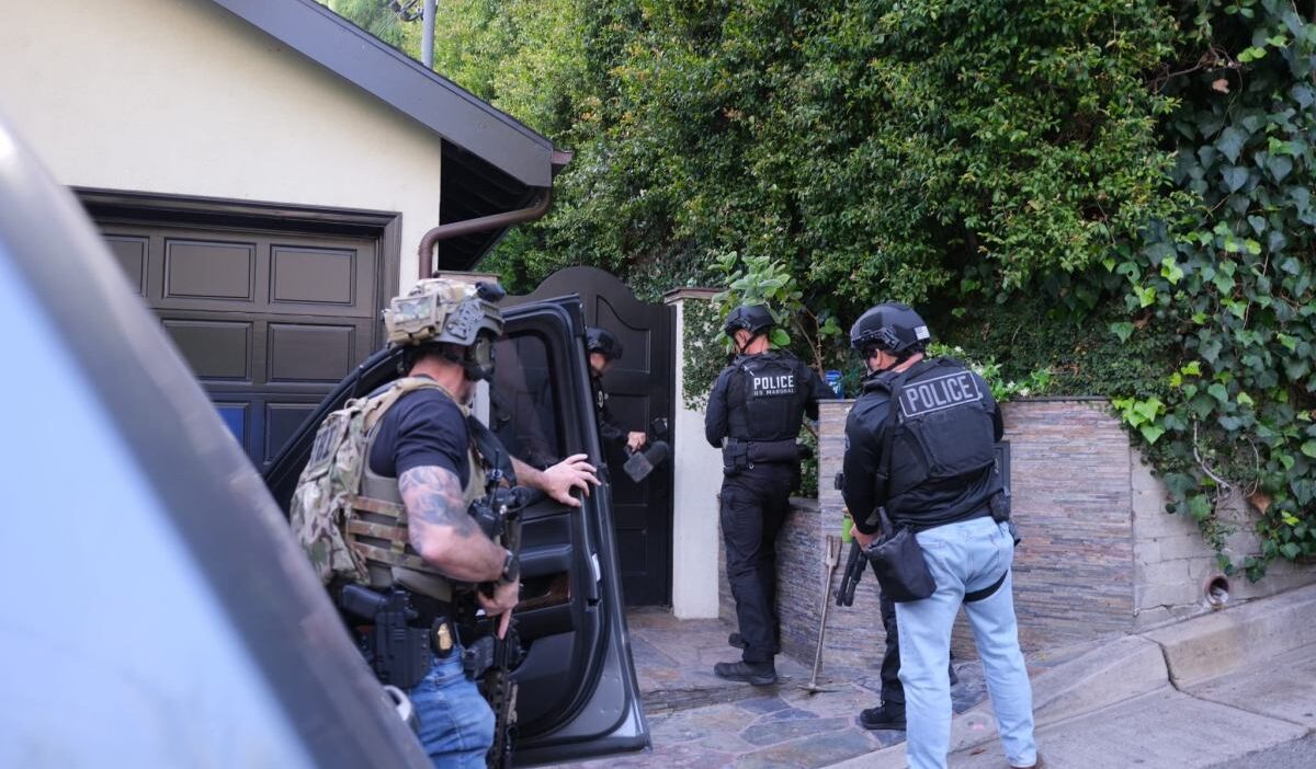 Abd de genc sanatci cinayet sorusturmasinda gozaltina alindi 63257