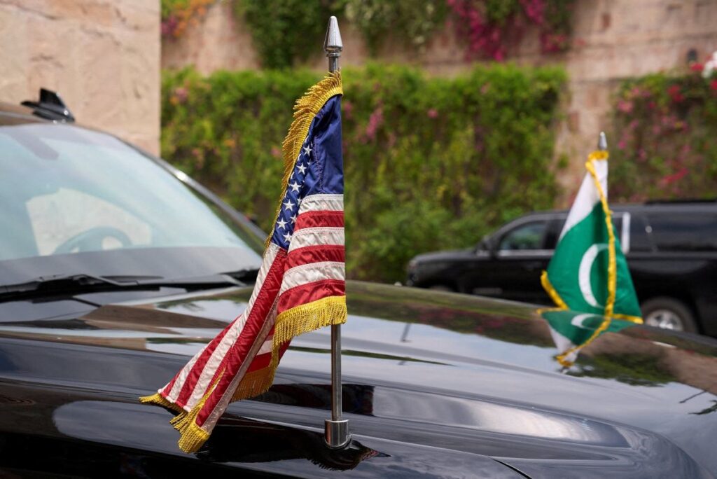 abd de i ran muzakereleriyle i lgili gorev degisikligi ve yeni tarih belirsizligi 63519