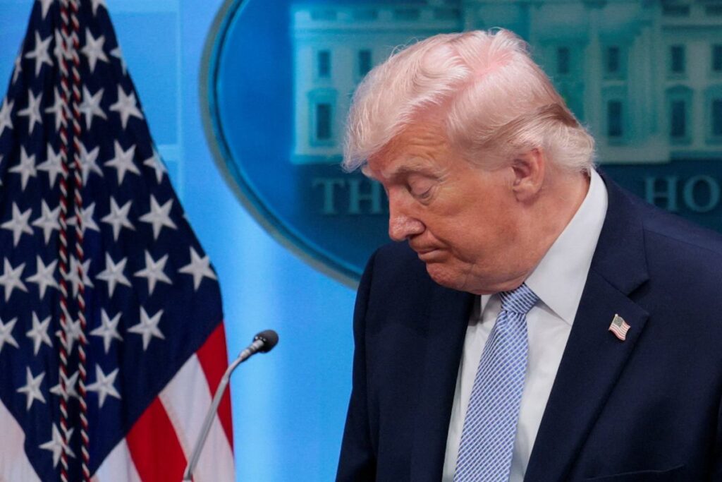 abd i ran arasinda kismi anlasmaya ragmen hormuz bogazi nda tanker trafigi bloke olmaya devam ediyor 60260