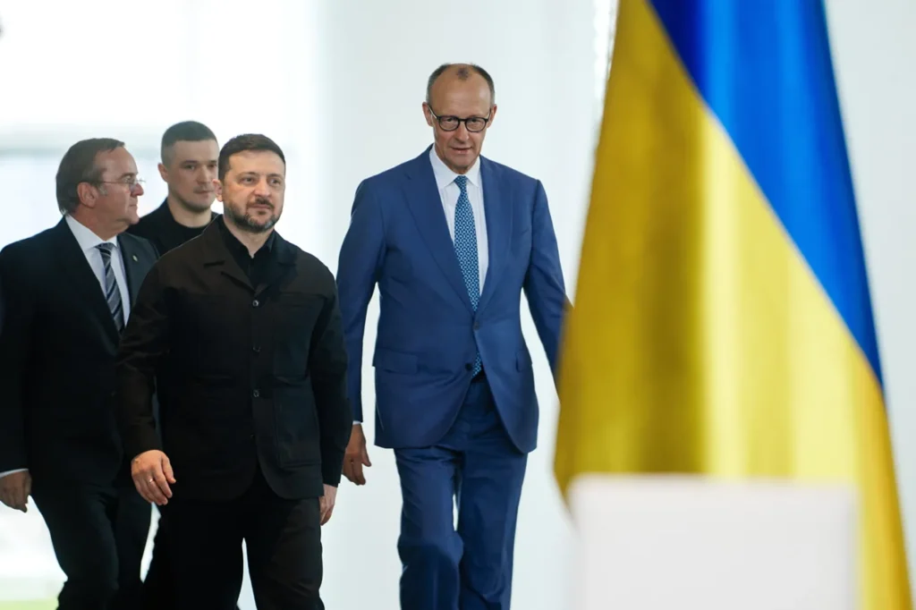 almanya ukrayna i liskileri stratejik ortakliga yukseldi berlin kiev e ek destek saglayacak 61851