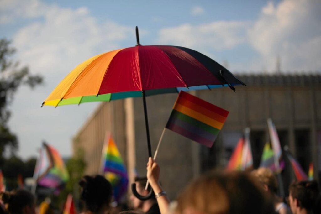 avrupa adalet divani ndan macaristan in lgbt duzenlemesine yasal darbe 64110