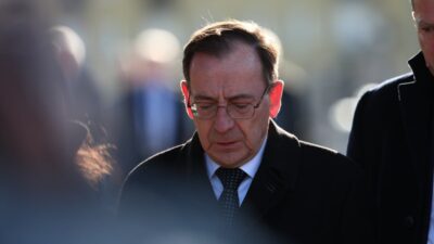 Avrupa parlamentosu nda kami ski nin dokunulmazliginin kaldirilmasi sureci basladi 66884