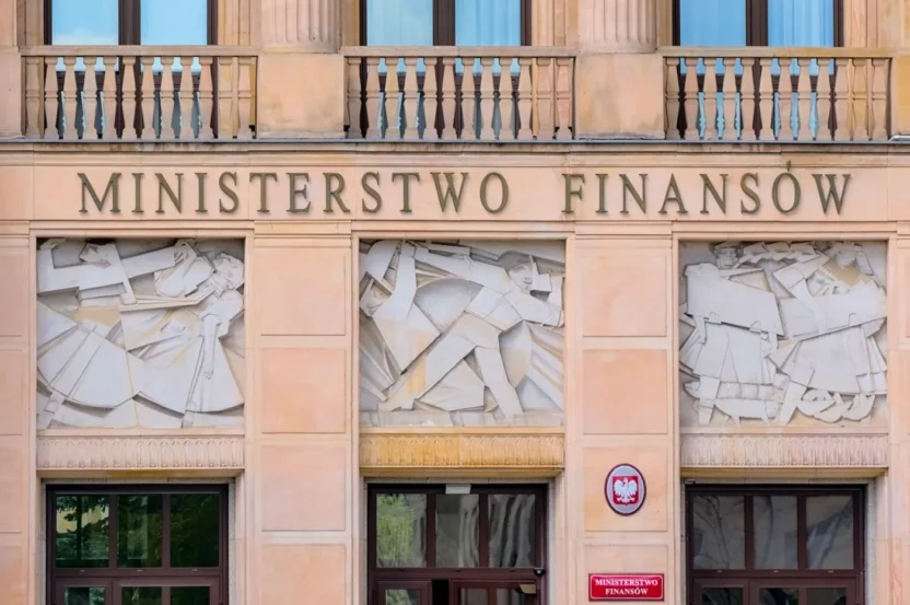 Benzin ve dizelde akaryakit vergisi nisan sonuna kadar uzatildi 61466