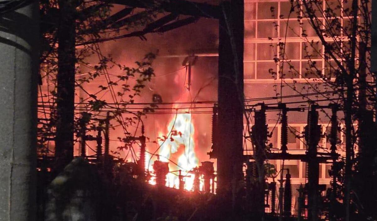 Bukres teki isi santralinde patlama ve yangin yaklasik 2 300 konut isi ve sicak suya erisimini kaybetti 64026