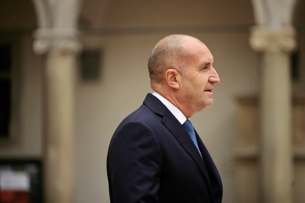 bulgaristan da secimler radew in partisi onde rusvet i ddialari yukseliyor 63271