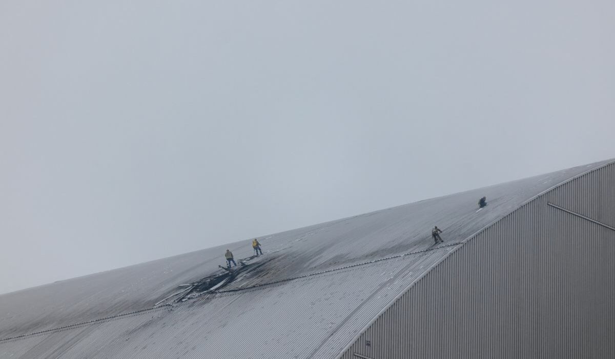 Cernobil nukleer santrali nde rus i ha saldirisi yeni guvenlik zirhinda hasara yol acti 66436