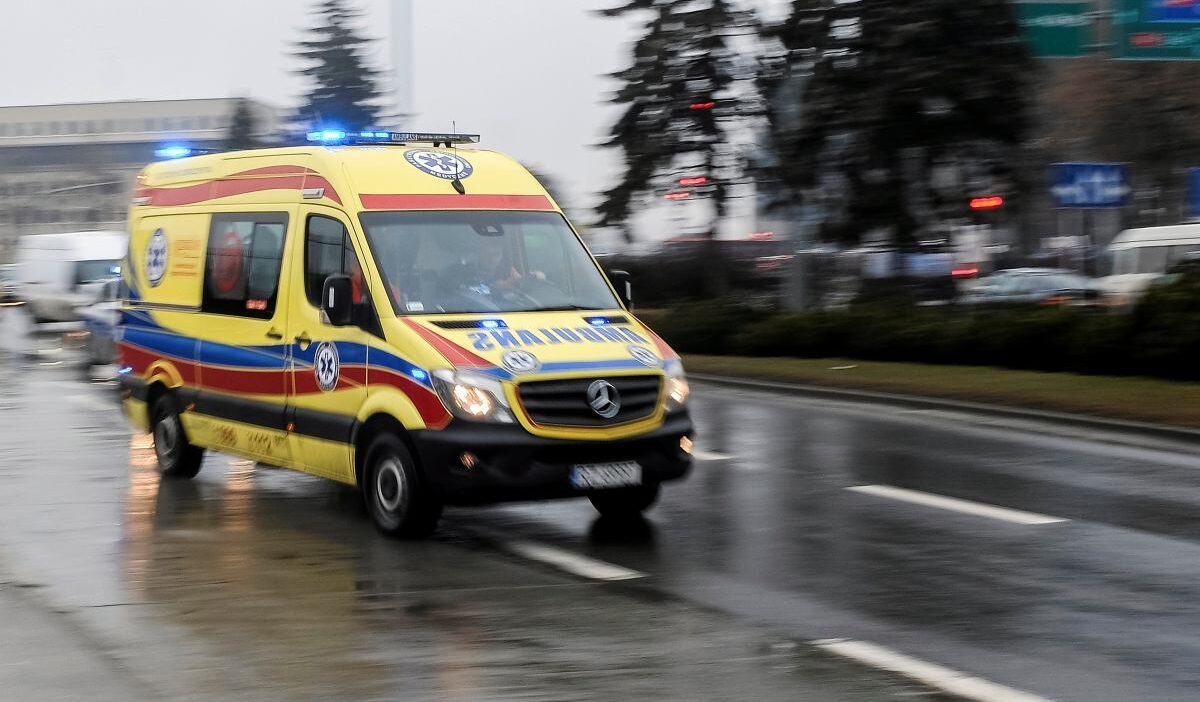 Łódź'da tramvay kazası: i̇ki yaralı ve ulaşımda aksama 1 D da tramvay kazasi i ki yarali ve ulasimda aksama 58374