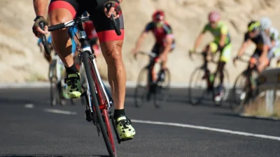 Eski dunya sampiyonu oscar freire esine hakaret etmekten dolayi 9 gun ev hapsine carptirildi 61790